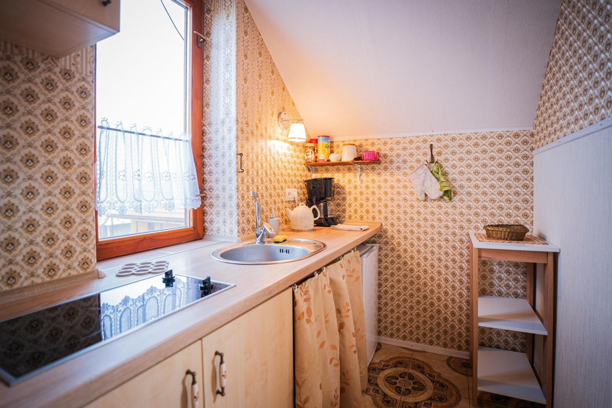 Ferienwohnung Farma Kozi Dvor Rohozna Brezno Exterior foto