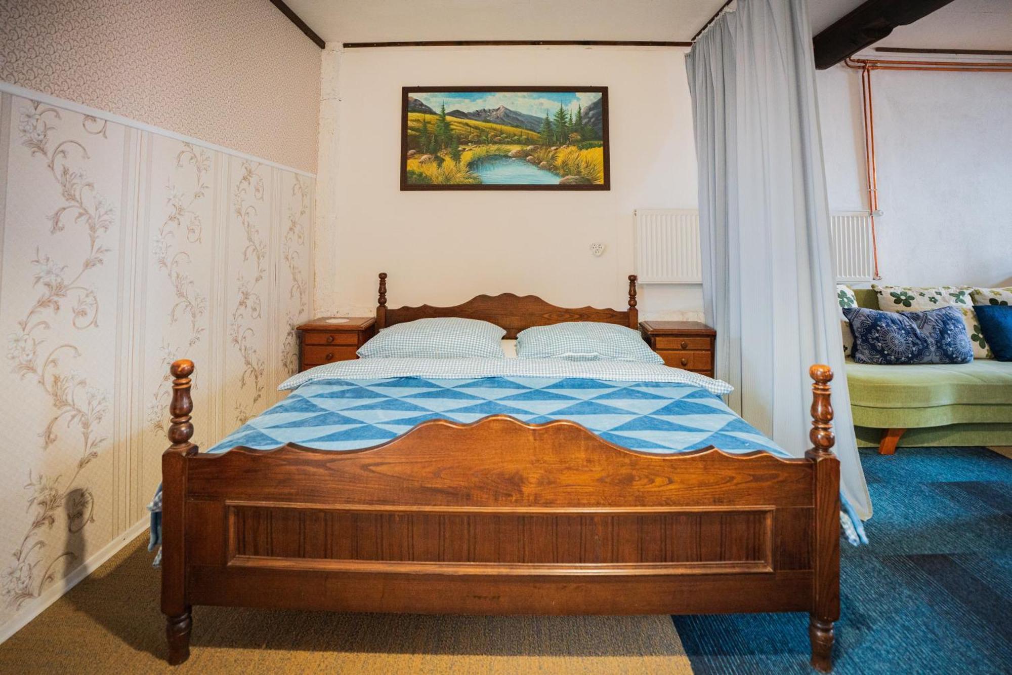 Ferienwohnung Farma Kozi Dvor Rohozna Brezno Exterior foto